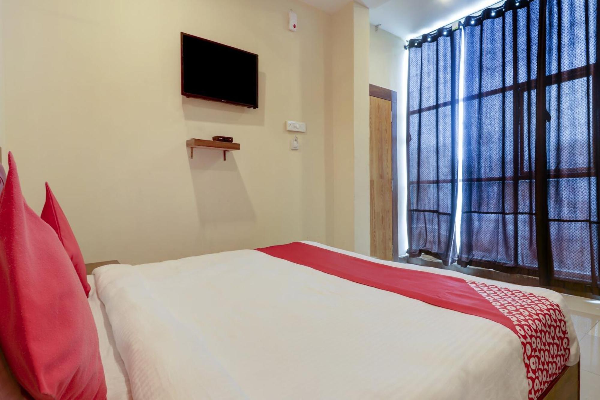 Hotel O Rsquare Elite Sururnagar ภายนอก รูปภาพ