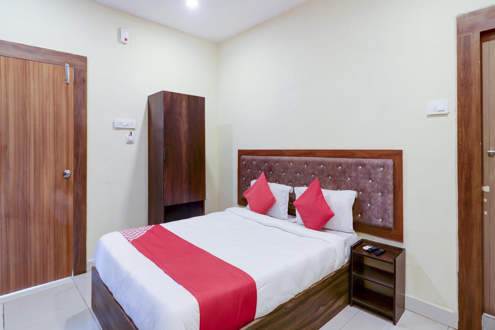 Hotel O Rsquare Elite Sururnagar ภายนอก รูปภาพ