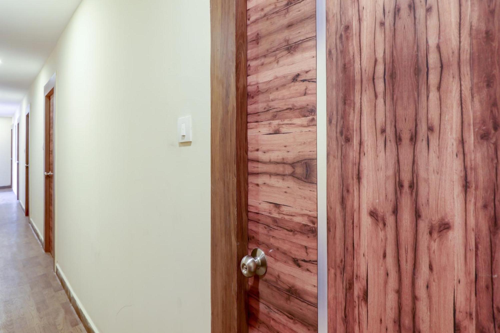 Hotel O Rsquare Elite Sururnagar ภายนอก รูปภาพ