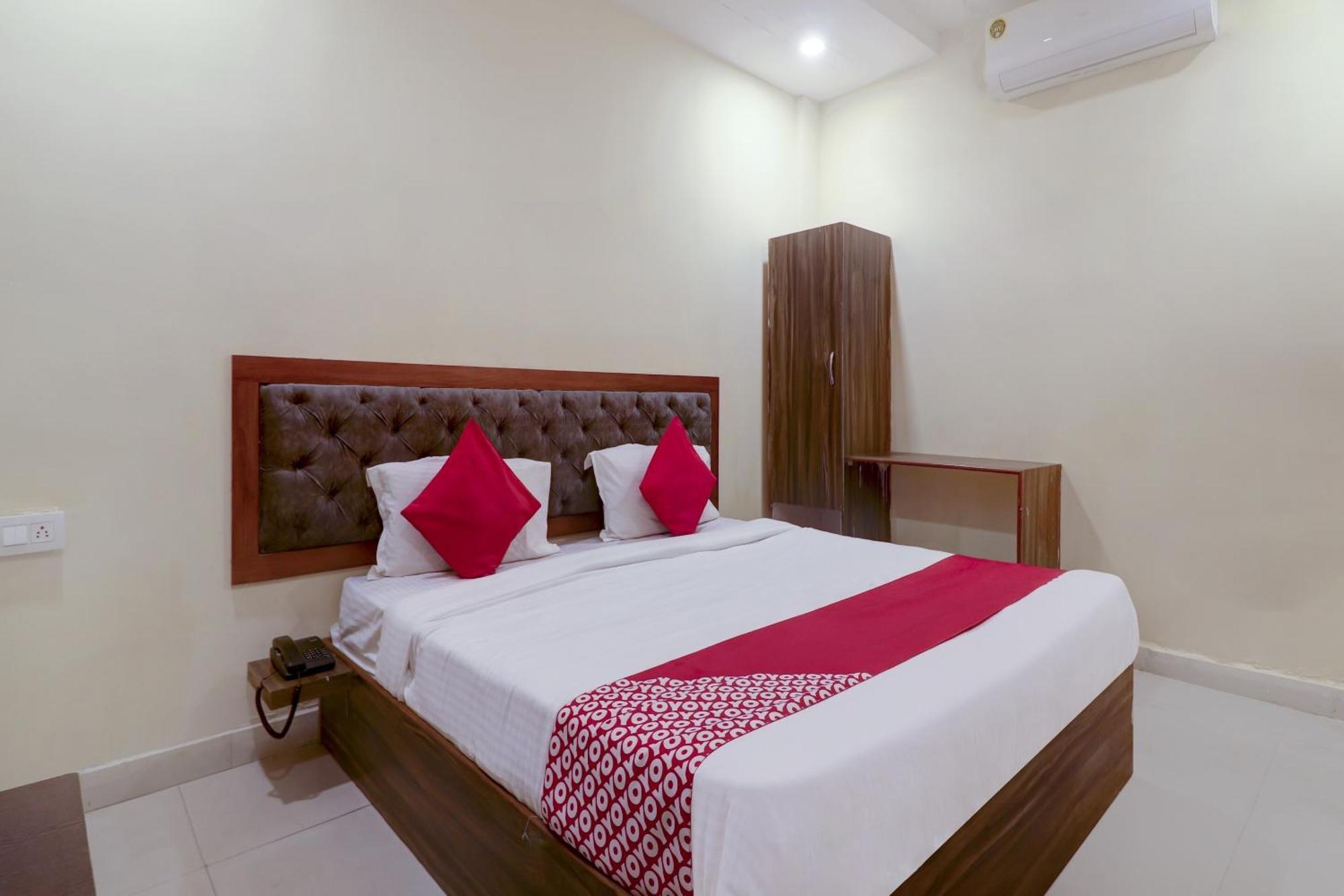 Hotel O Rsquare Elite Sururnagar ภายนอก รูปภาพ